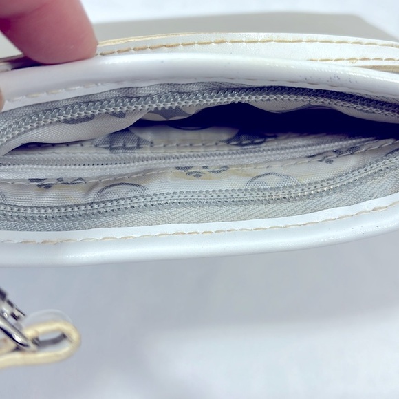 Lululemon metallic and white wristlet​​ - Picture 6 of 8